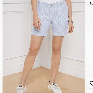 🔴TALBOTS RELAXED CHINO SHORTS - SUNSHINE SEERSUCKER BLUE WHITE SIZE 12